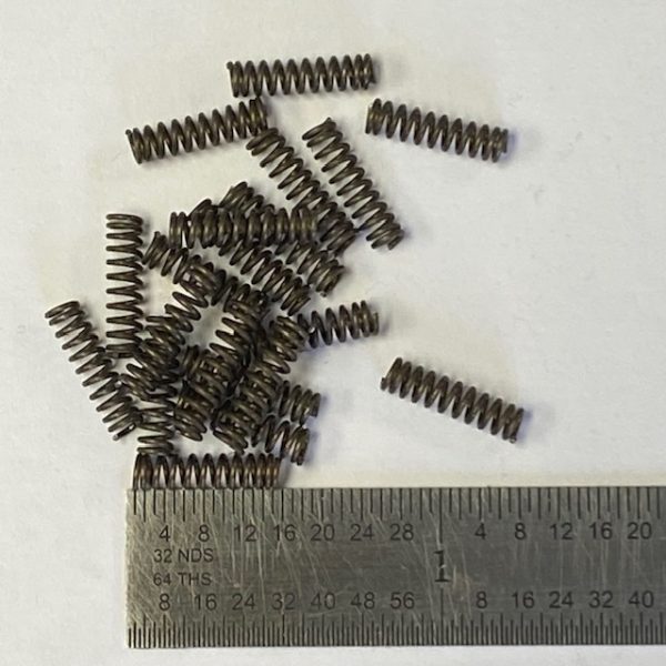 Remington 12 & 121 extractor spring #73-10