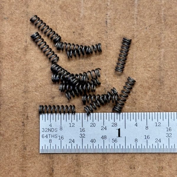 Colt Anaconda & King Cobra rear sight windage spring #987-52332