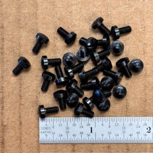 Colt Trooper MKIII, Metropolitan MK III, Lawman MK III, Official Police MK III, Lawman MK V, Trooper MK V sideplate screw , #987-580351