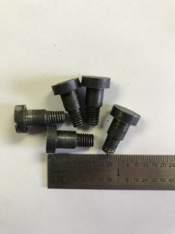 Mossberg .22 bracket screw #435-R434