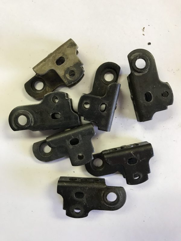 Mossberg .22 disconnector bracket #435-1318