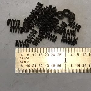 Winchester 12, 12-16-20 ga. extractor spring, left #112-11812
