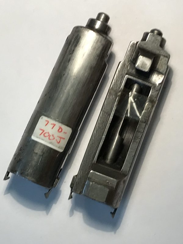 Savage pump shotgun bolt assembly 12 ga #558-77D-700J