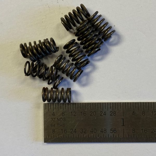 Astra A80 extractor spring #822-32