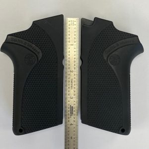 S&W 39 Series grip, black plastic, straight backstrap #1040-20356