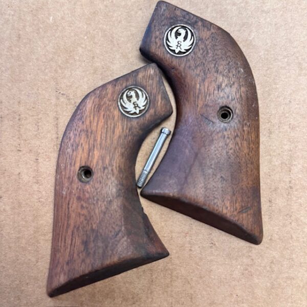 Ruger Old Model Single Six walnut grips with screw - silver eagle - 1972 and on, #189-XR10L&R-8