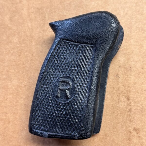 Makarov .380 grip marked "R", #626-24R