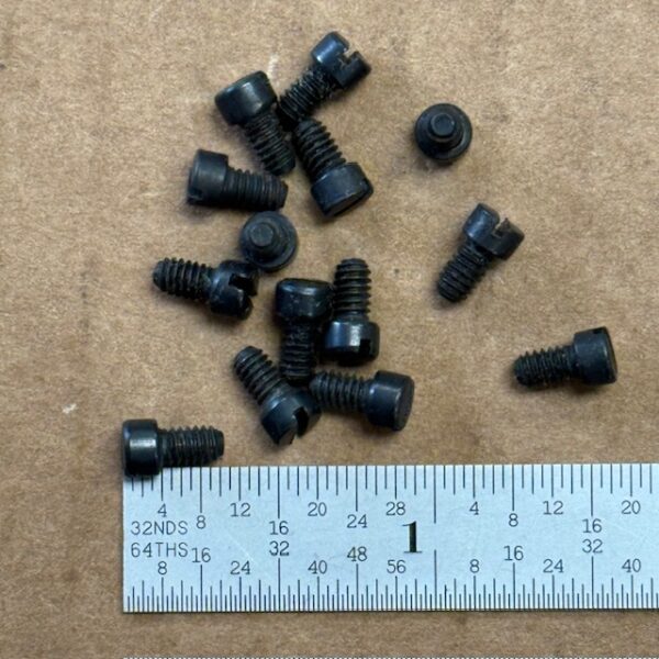 Remington 870 magazine plug retaining screw 12 - 16 - 20 gauge, #1066-18699