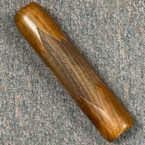 Remington 870 forend 12-16-20 gauge standard frame - old style checkering, #1066-20088-2 may have minor shelf wear