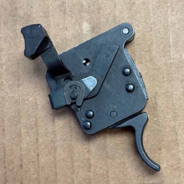 Remington 600 - 600 Mohawk - 660 trigger assembly complete old style - trigger marked "V" - post recall, #145-91469-OS MUST BE FITTED