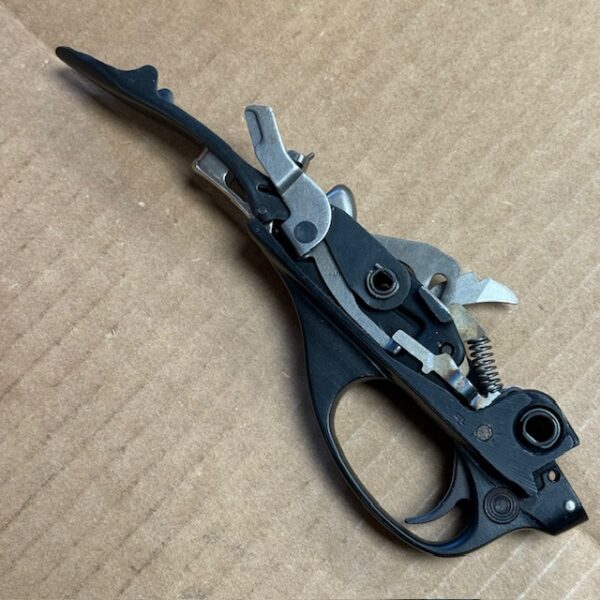 Remington 1100 trigger plate assembly 28 gauge left-hand, #1068-31402