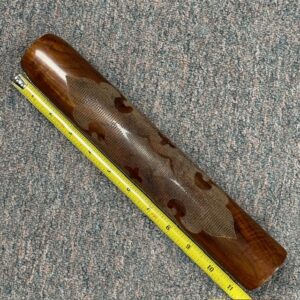 Remington 1100 forend 20 gauge standard frame walnut - very good condition, #1068-26872-1U