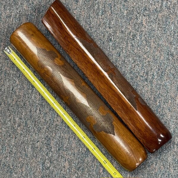 Remington 1100 forend 28 gauge checkered walnut, #1068-34763U