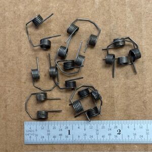 Remington 582-592M carrier spring, #912-14018U