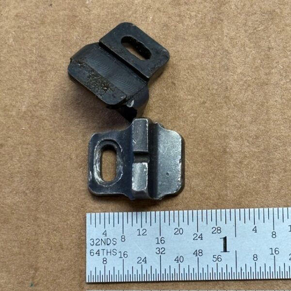 Remington Various Models rear sight aperture - old style with dovetail on underside, #606-90905-SU
