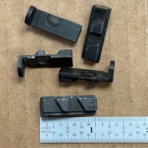 U.S. M1 Carbine magazine catch marked "EI", #309-40-6