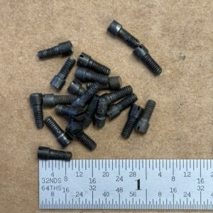 Winchester 12 barrel chamber ring retaining screw, #112-6112U