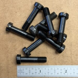 Mossberg 810 takedown screw, #565-3158