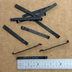 Savage 34M-35M-65M extractor left .22 MAGNUM, #562-65M-59L